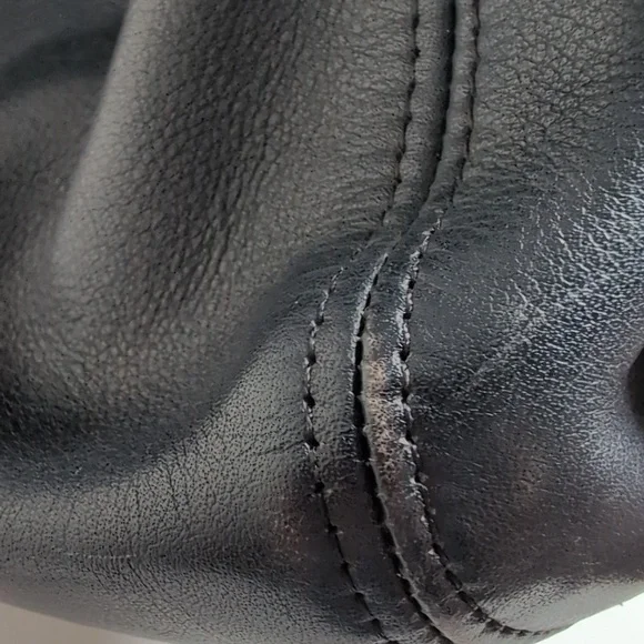 Vintage Coach Navy Blue Leather Belted Pouch - Picture 14 of 14